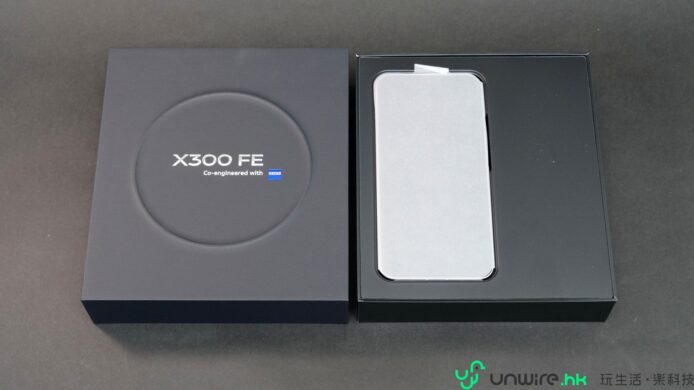 X300 FE 無線耳機開箱照.