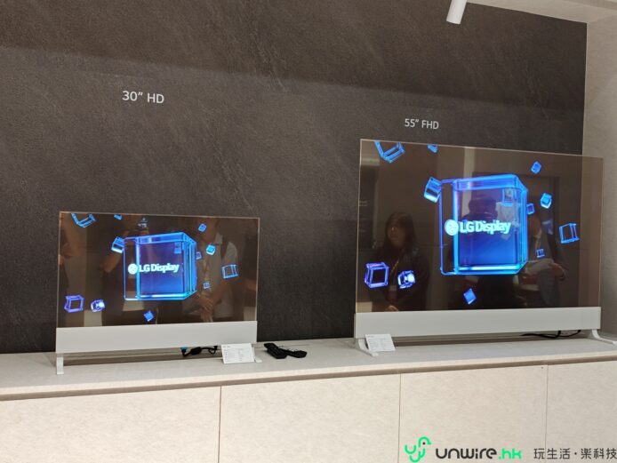 LG OLED 電視展示，展示不同尺寸的電視屏幕.