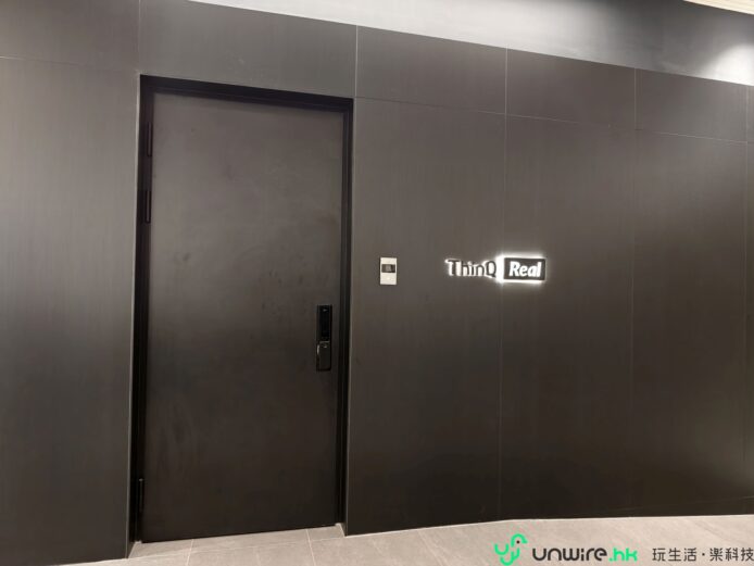 韓國LG陳列室展示門口.