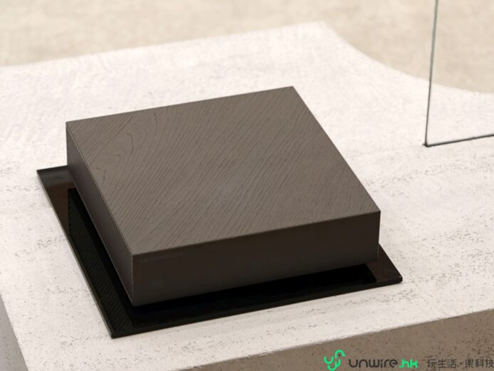 LG WOLED 電視技術展示於展覽會場.
