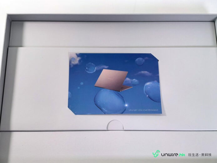 ASUS Zenbook A16 輕薄設計與長電量.