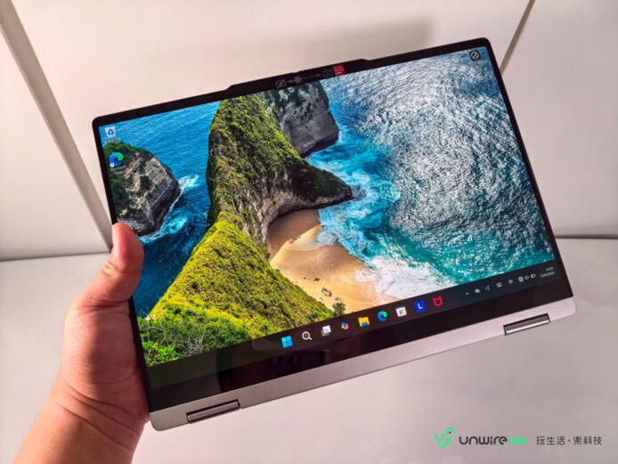 Lenovo Yoga 7 2-in-1 Aura Edition 輕便筆電.