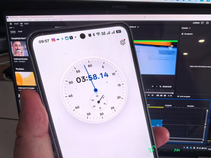 Xiaomi手機顯示測速計時器畫面.