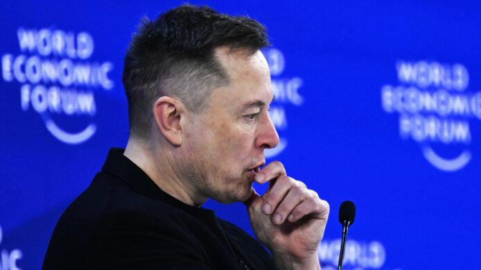 Elon Musk 在世界經濟論壇思考.