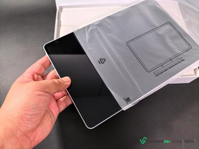 Honor MagicPad4 開箱與配件展示.