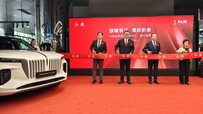 紅旗純電SUV在展覽中亮相.