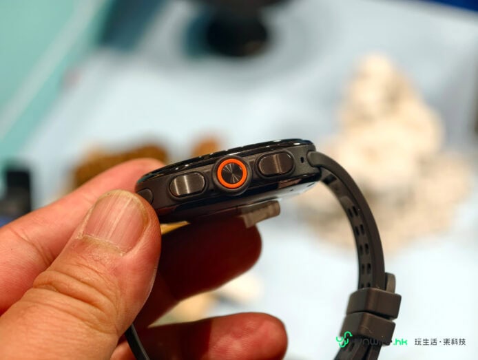 Samsung Watch Ultra2智能手錶側面細節圖.