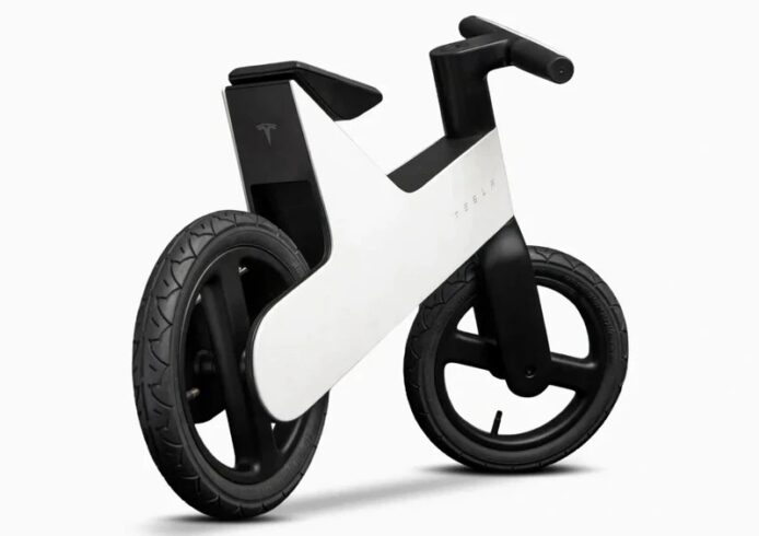 特斯拉風格兒童電動車,黑白設計.