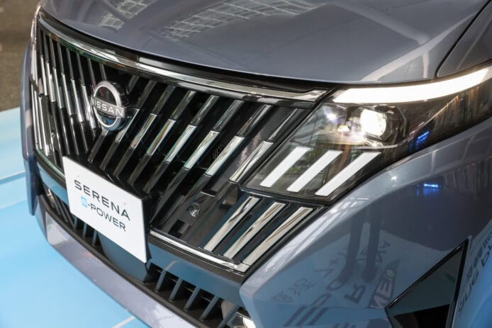 日產Serena e-POWER前臉特寫.