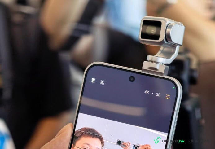 Honor Robot Phone 拍攝測試影片穩定性.