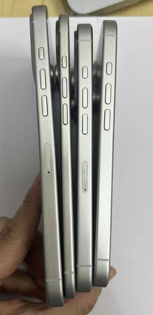iPhone 17 Air dummy models show design as thin as buttons and USB-C port