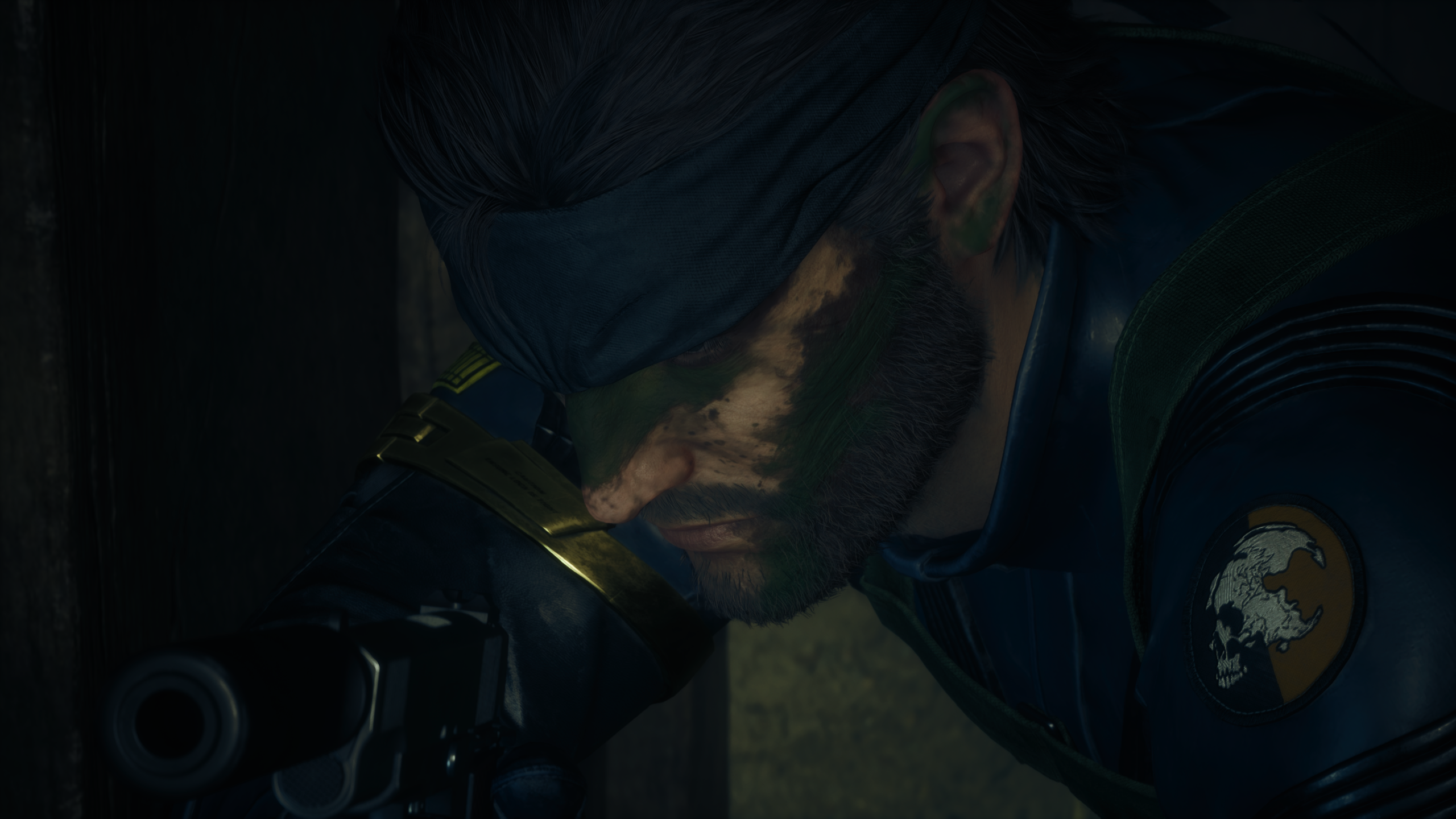 Tactical soldier in stealth mode, armed and focused, ready for action. Game character close-up.