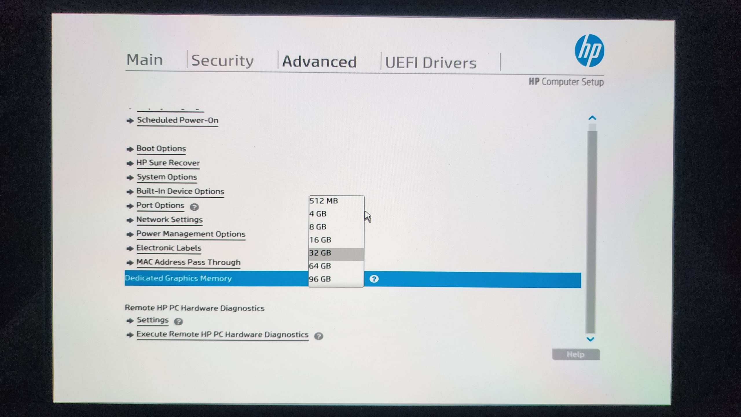 The HP Computer Setup screen shows the 'Advanced' tab with the 'Dedicated Graphics Memory' option set to 32 GB.