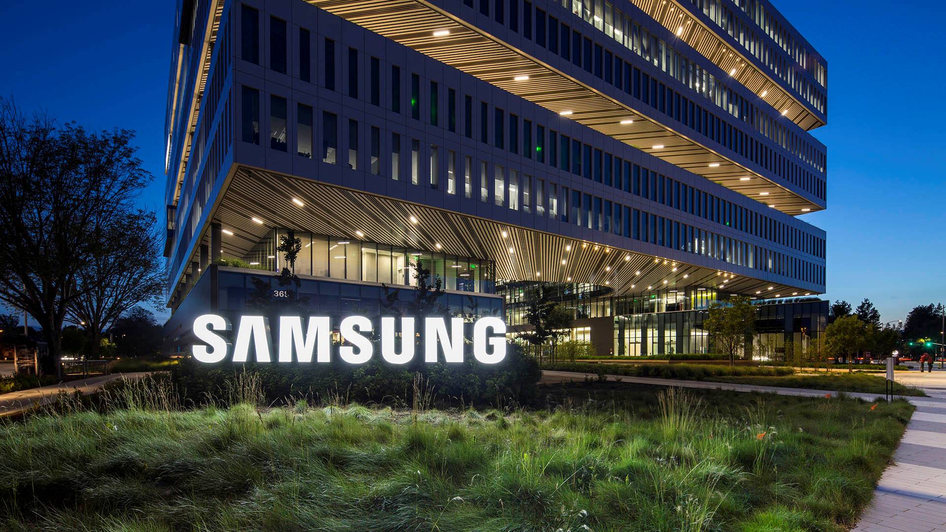 Samsung is betting on another business model to thrive against Apple as its smartphone business can't keep up with its rival
