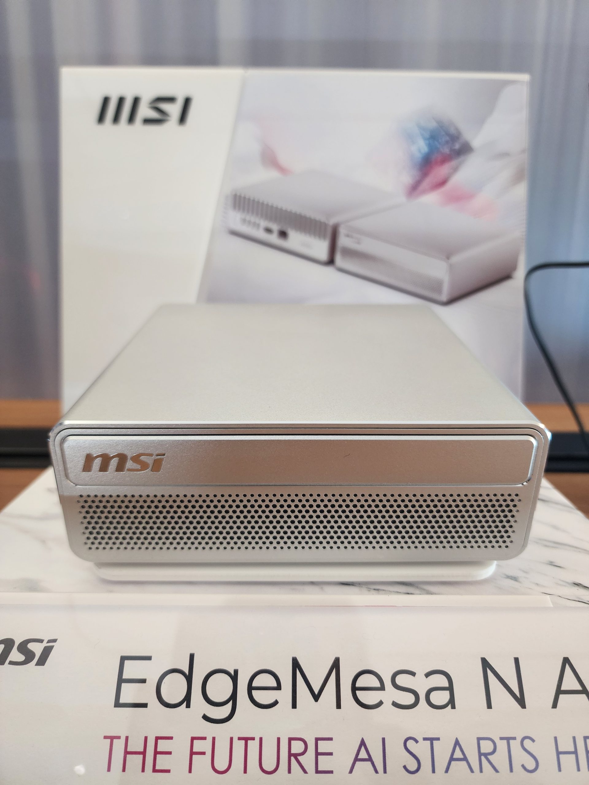 An MSI EdgeMesa N AI device is displayed, with a slogan below stating 'The Future AI Starts Here'.